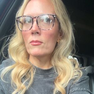 Meet your Posher, Christy